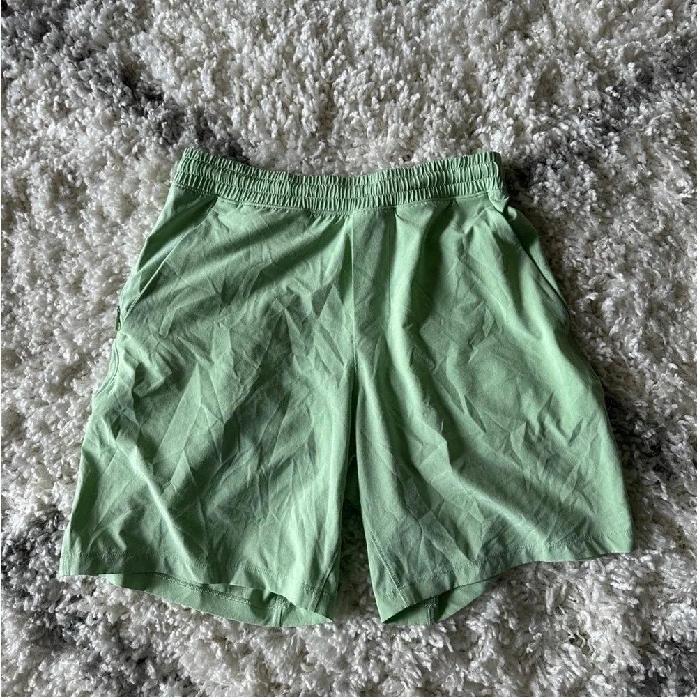 Lululemon Pace Breaker Short 7" *Linerless Creamy Mint - Picture 1 of 3